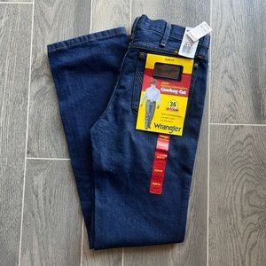 Wrangler’s Premium Performance Cowboy Cut 36MWZ Slim Fit